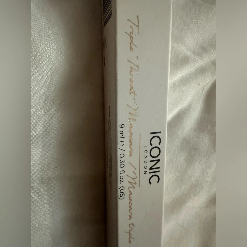 Iconic London‎ triple threat mascara- black
